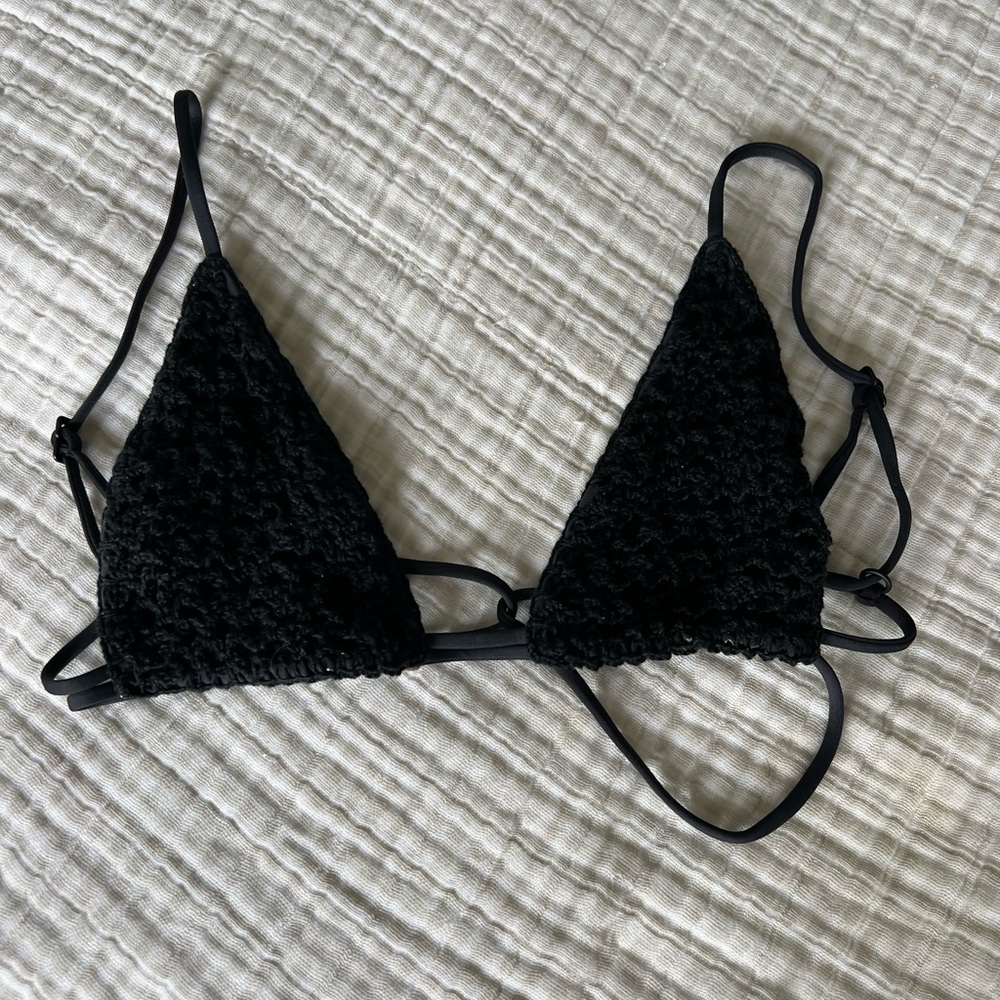 Acacia black crochet top